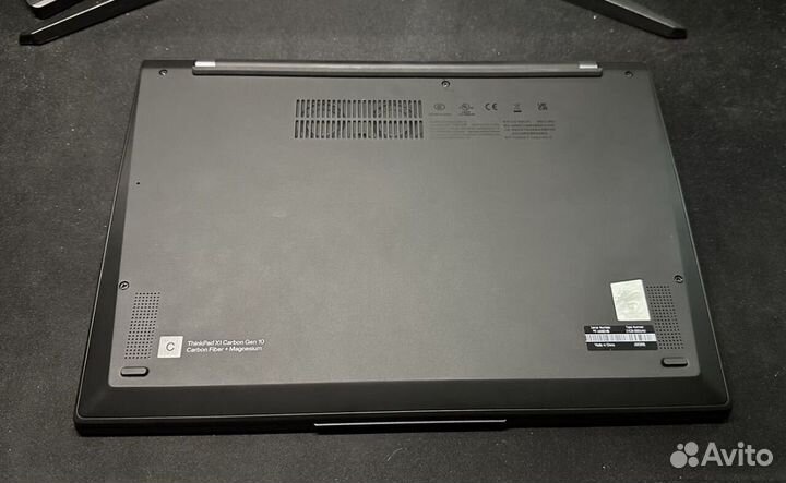 Lenovo thinkpad x1 carbon gen 10