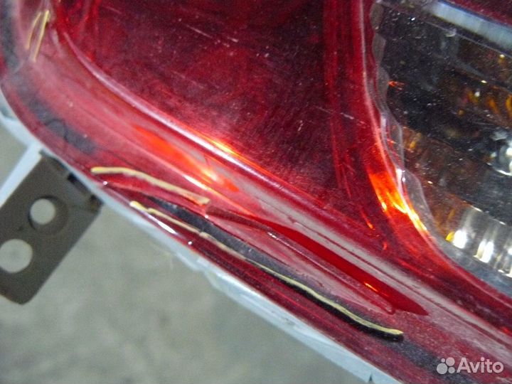 Фонарь задний правый в бампер Kia Sportage 2012г