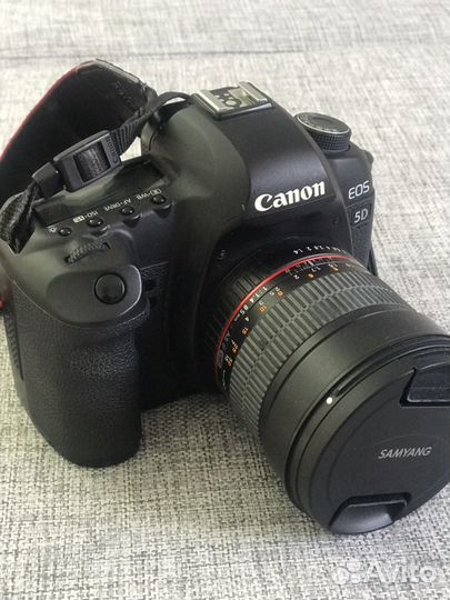 Зеркальный фотоаппарат Canon 5D mark 2