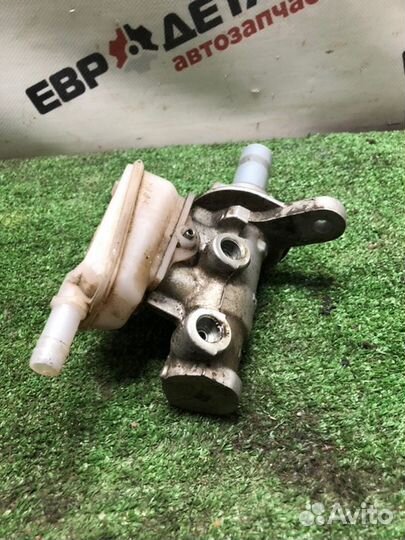 Главный тормозной цилиндр Mazda Cx-7 кроссовер 2.3