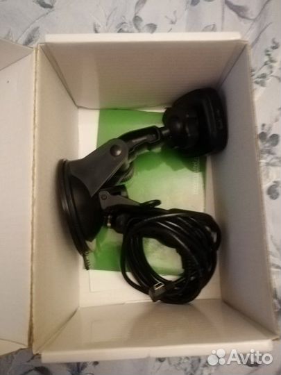 Навигатор Navitel N500 Magnetic