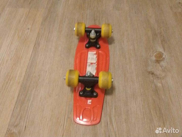 Пенибордпривет красный