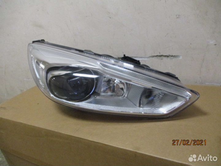 Фара правая Ford Focus/Focus RS/Focus ST