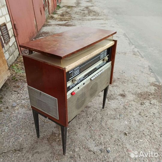Радиола Урал -2