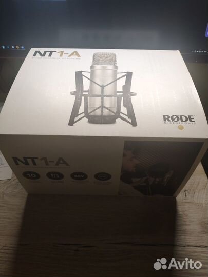 Студийный микрофон Rode NT1-A