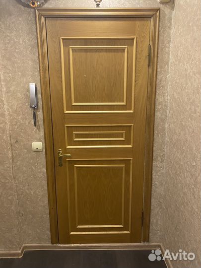 Дверь деревянная бу