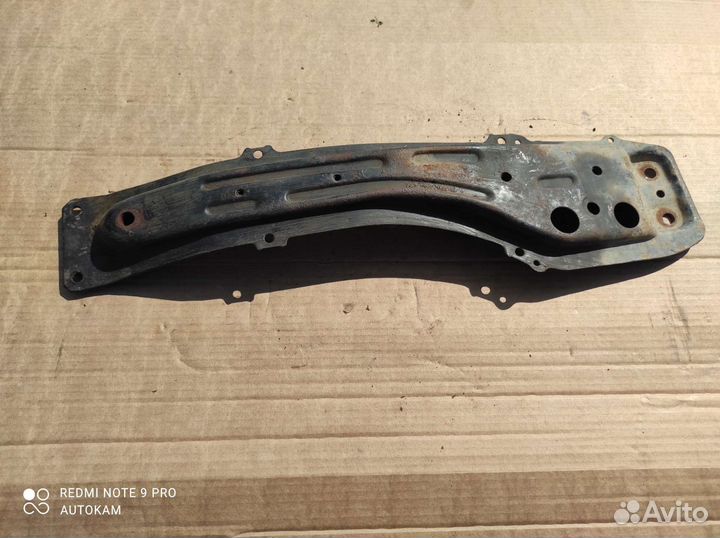 Балка передняя лыжы Geely Emgrand ec7
