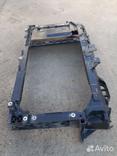 Панель передняя телевизор Ford Fiesta 6 08-13