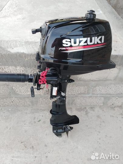 Лодка с мотором