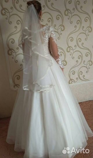 Свадебное платье 46 48 новое