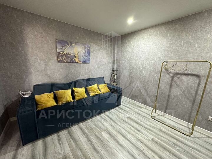 1-к. квартира, 40 м², 4/14 эт.