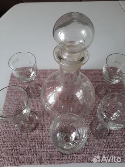 Графинчик и рюмочки и др посуда СССР