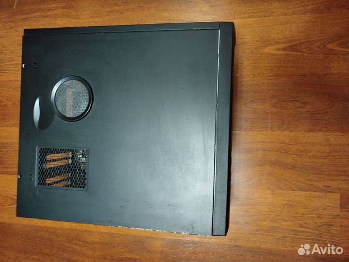 Игровой корпус для пк с материнской платой