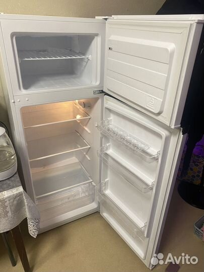 Холодильник dexp