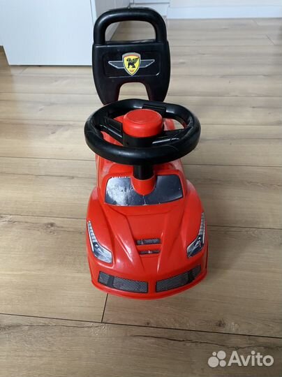 Машинка каталка толокар