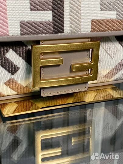 Сумка Fendi