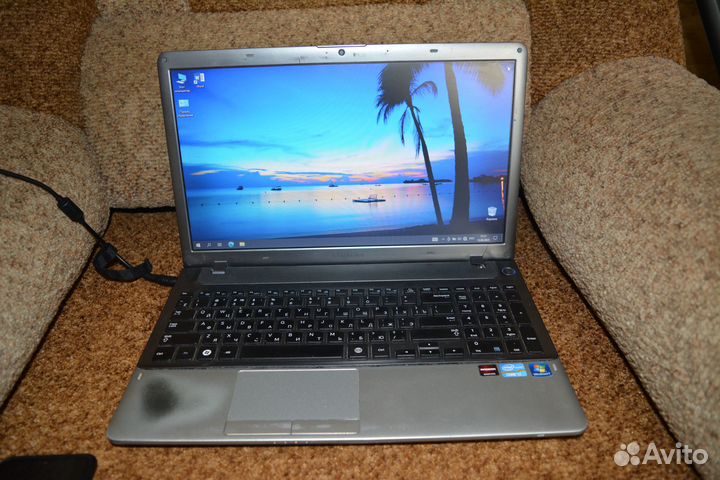 Ноутбук Samsung модель np350vsc-90fru