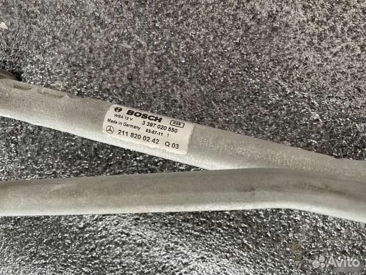 Трапеция стеклоочистителя Mercedes-Benz E-Класс