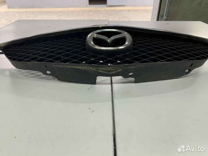 Решетка радиатора Mazda Premacy 1 2.0 Дизель