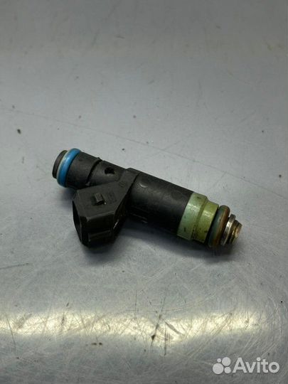 Топливная форсунка Geely Mk 2010