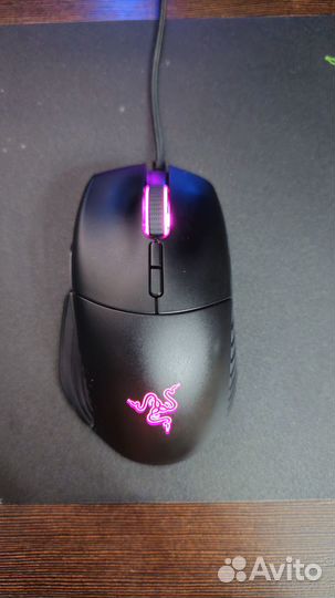 Мышь Razer Basilisk