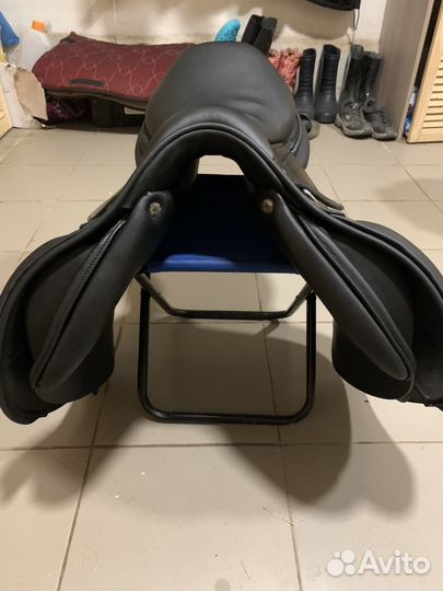 Конкурное седло