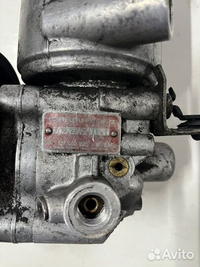 Гур насос Mercedes W124