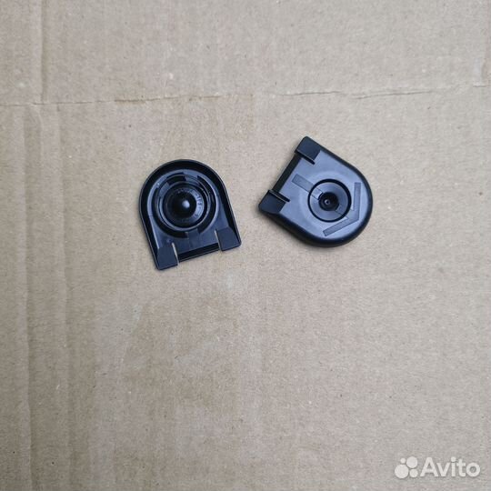 Заглушка 18,8 mm панели днища кузова 24410001