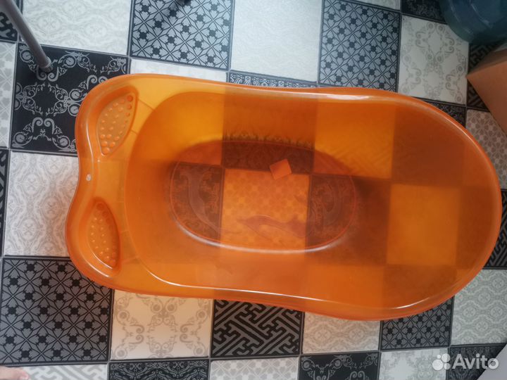 Ванночка для купания с горкой