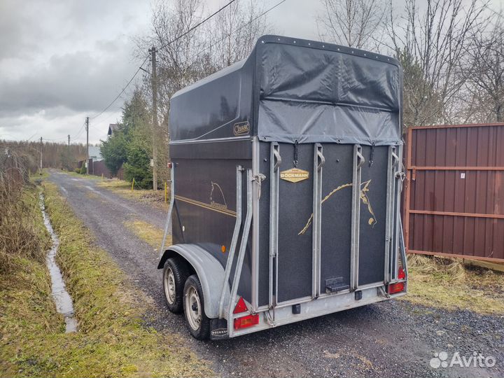 Прицеп-коневоз Böckmann для 2 лошадей
