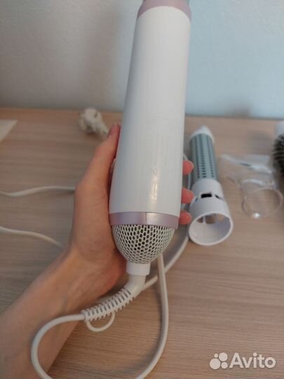 Фен-щетка Philips essential care airstyler
