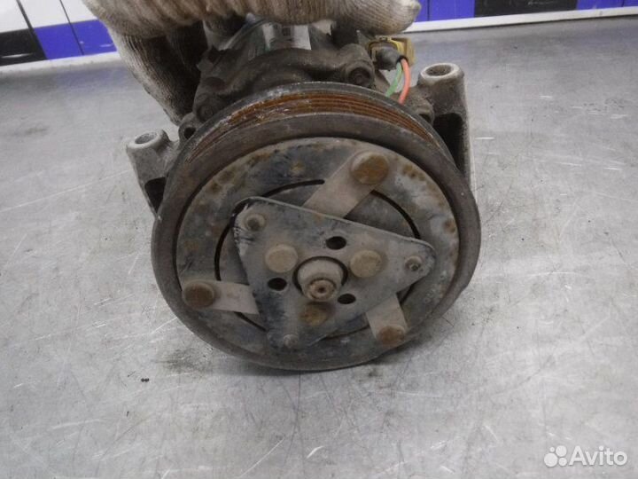 Компрессор кондиционера Peugeot 207 ET3J4 2008