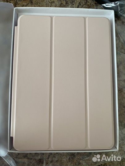Чехол на iPad 9.7