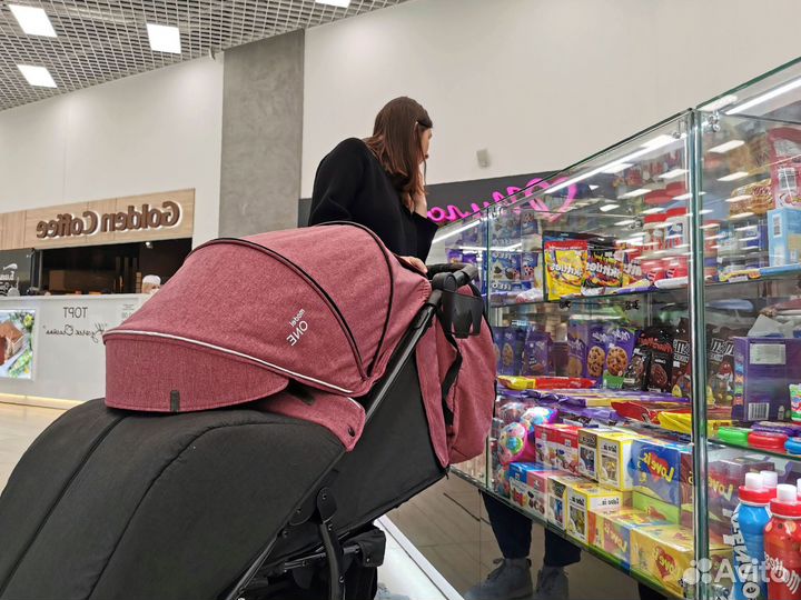 Коляска прогулочная