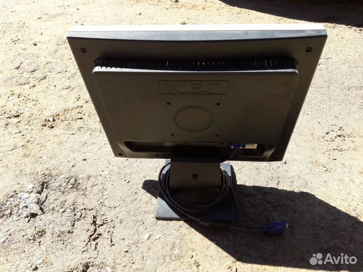 Монитор NEC AccuSync LCD52VM, б/у