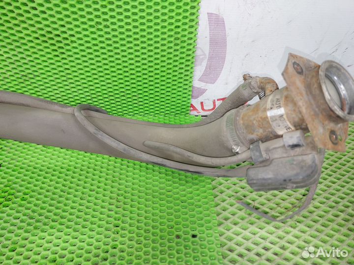 Горловина топливного бака Cadillac Escalade GMT800