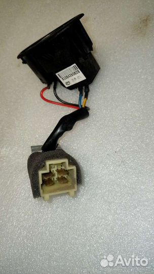 Кнопка открывания багажника и бака соната тагаз