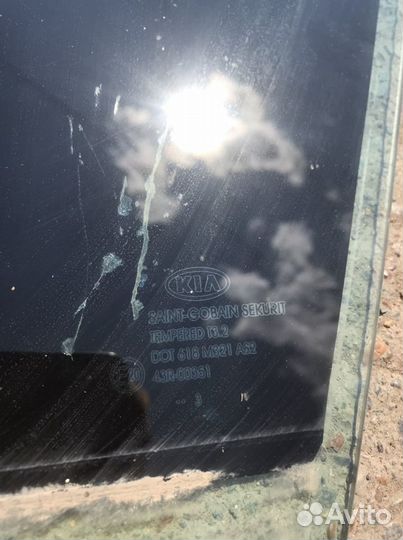 Стекло задней левой двери киа спортейдж 3