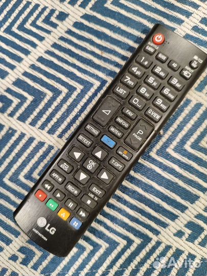 Телевизор LG 32LF580V 32 дюйма (б/у 1 год)