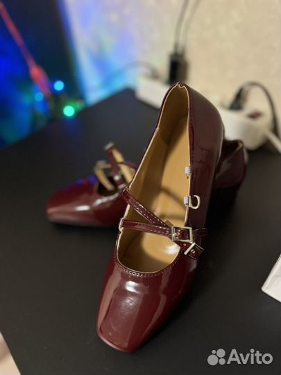 Продам туфли на девочку