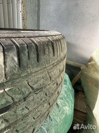 Roadstone N'Fera RU5 225/55 R18