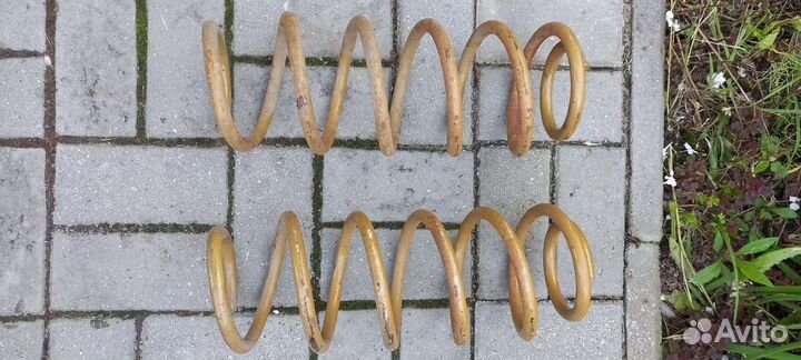 Пружины передние