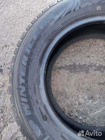 Dunlop SP Winter Ice 02 195/65 R15 95T