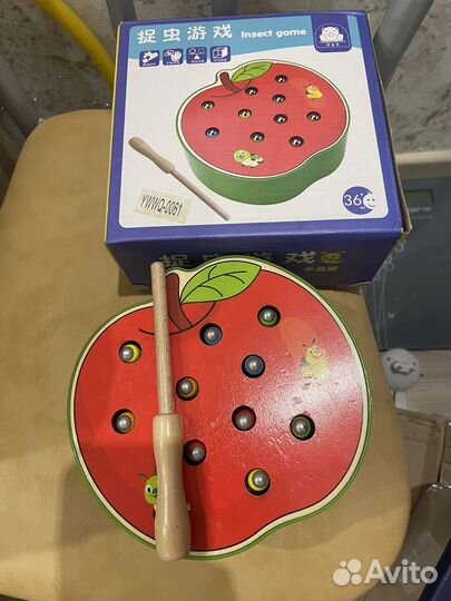 Яблоко с червячками игра