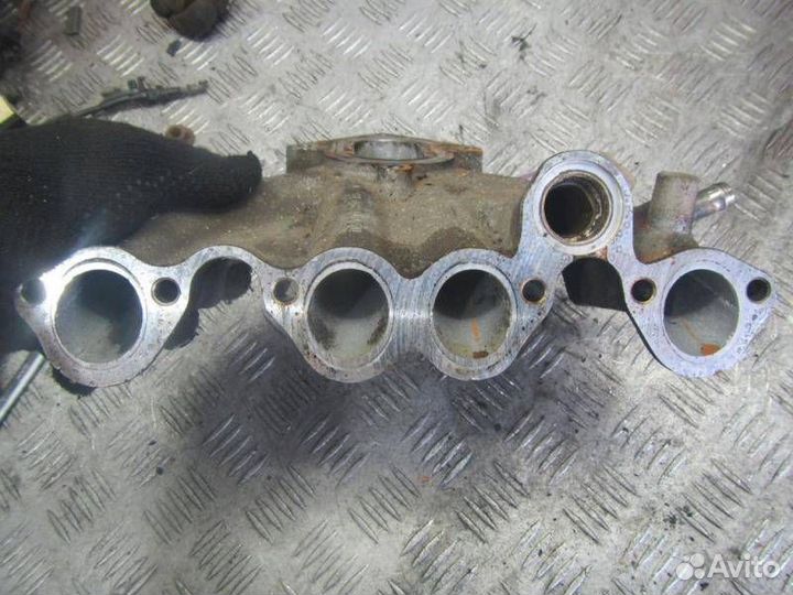 Впускной коллектор Audi 80 8C/B4 1992 051129713