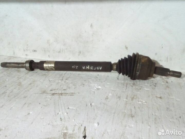 Привод граната шрус Рено Лагуна 2.0L