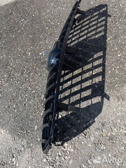 Решетка радиатора Mercedes benz GLC