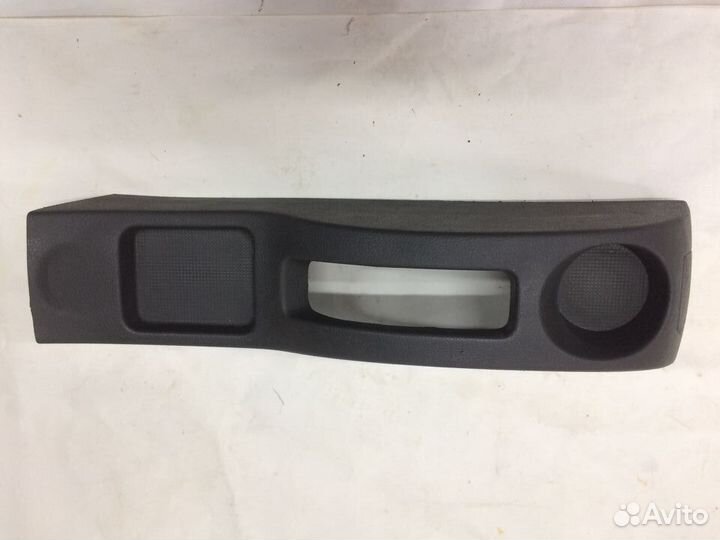 Центральная консоль ручника Рено Логан 2010г