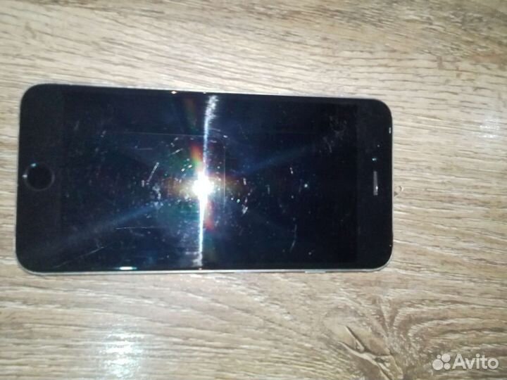 Телефон iPhone 6 plus