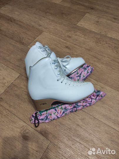 Фигурные коньки edea motivo 260